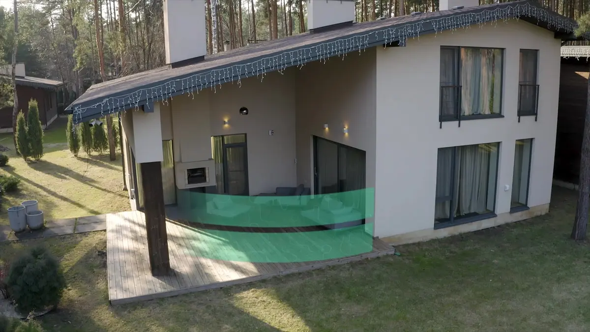 Einfamilienhaus mit Garten, gesichert mit Ajax